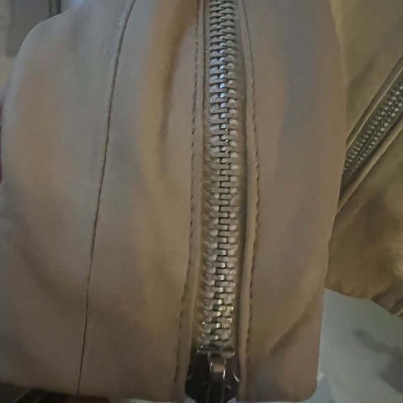 Doma Cream and Gray Leather Jacket - Picture 5 of 11